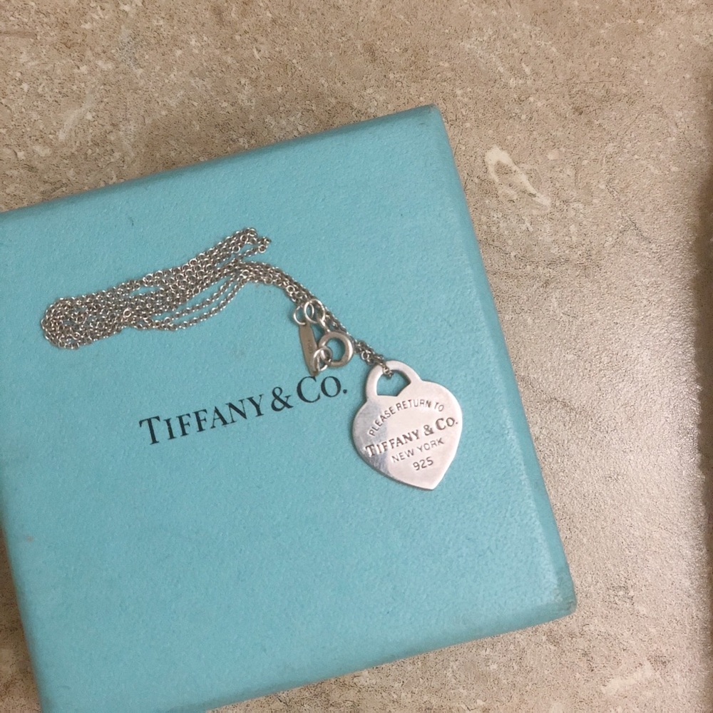 RETURN TO TIFFANY HEART TAG PENDANT